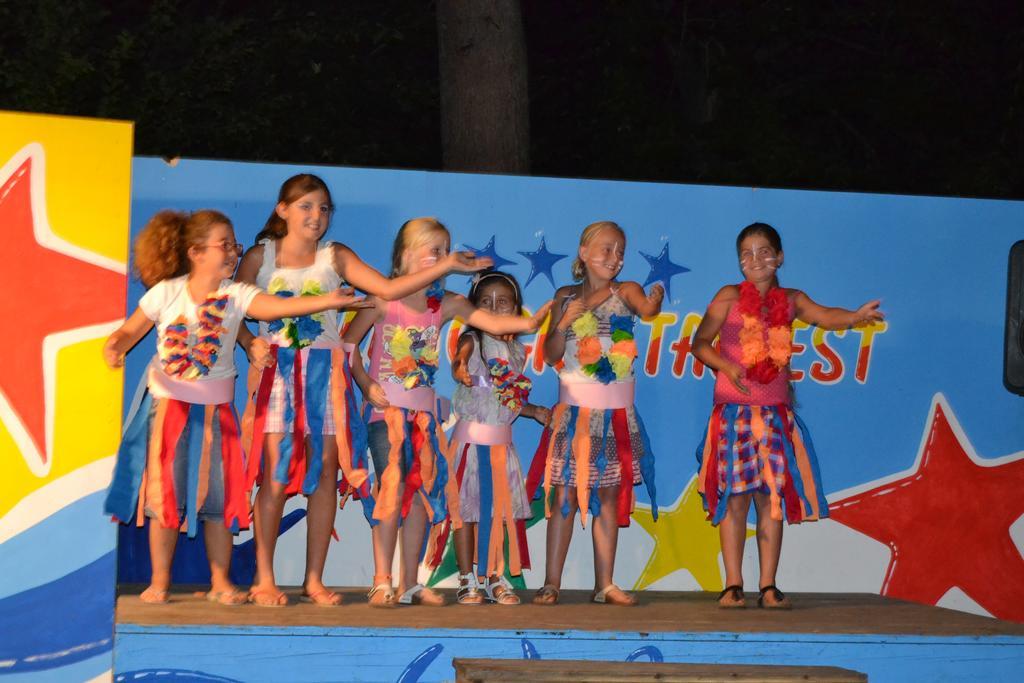 SantʼArcangelo Camping Villaggio Italgest מראה חיצוני תמונה